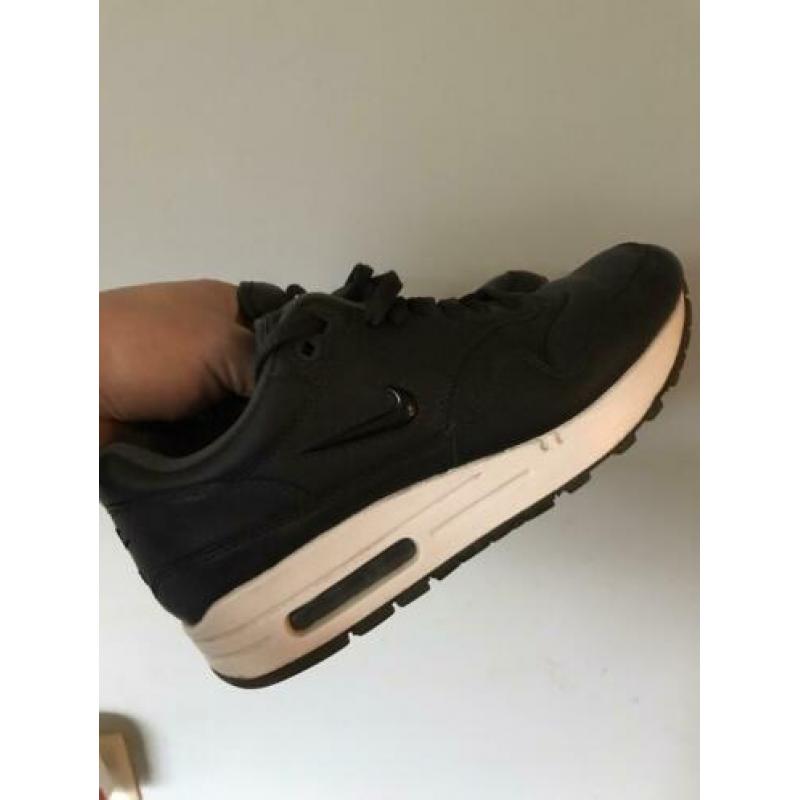 Nike air Max premium jewels eu38,5