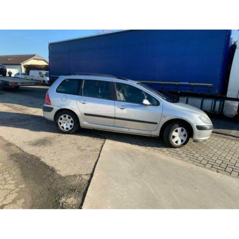 Peugeot 307 Break 1.6-16V XT