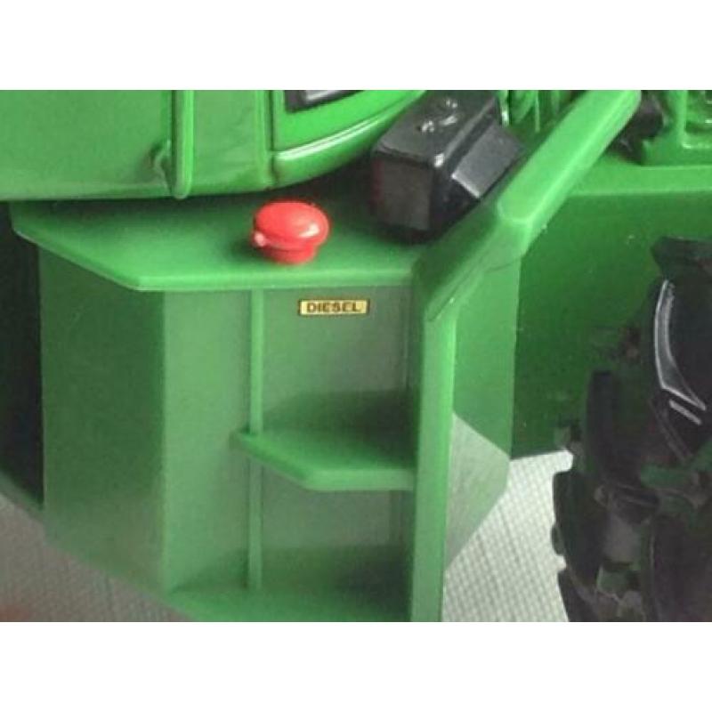 John Deere 8630