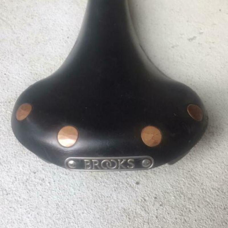 Brooks swift titanium zadel zwart ( mooier dan b17 )