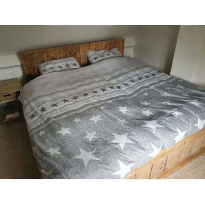 Steigerhouten 2 pers bed 180x200