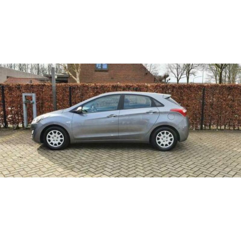 Hyundai I30 1.6 CRDi Comfort/Clima/Navi ,etcccc