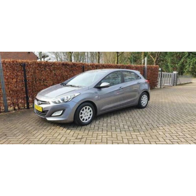 Hyundai I30 1.6 CRDi Comfort/Clima/Navi ,etcccc