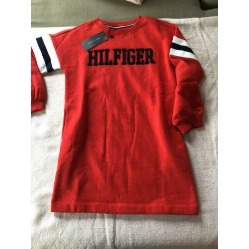 Tommy Hilfiger jurk maat 7 is 110/116 nieuw