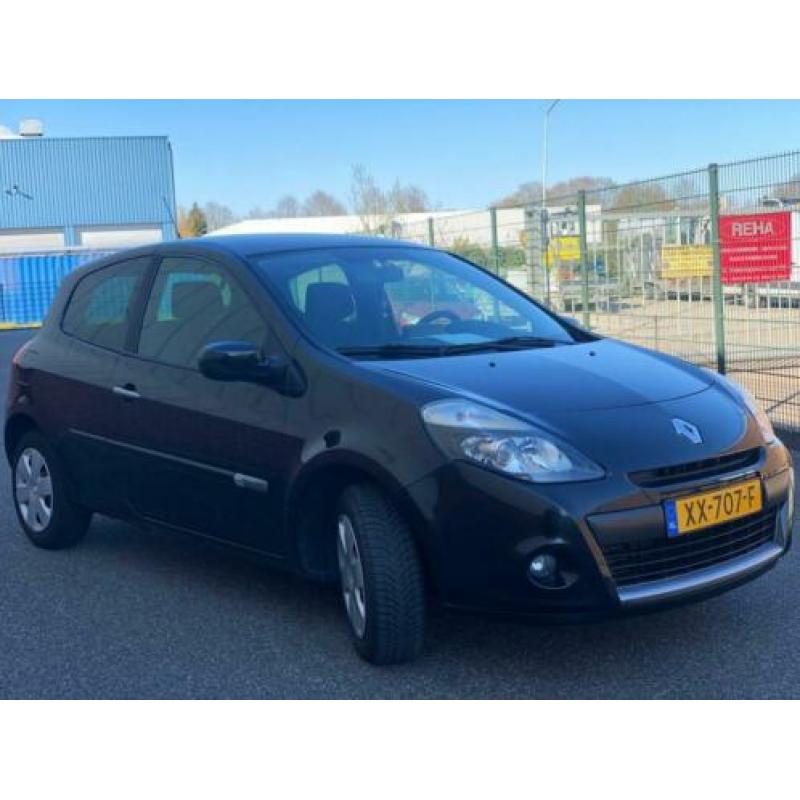 Renault CLIO 1,2 16V NAVI,AIRCO,ONDERHOUDS BOEK,Nieuw APK