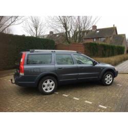 Volvo XC70 2.4 D5 AWD Geartronic 2005 Grijs 411500 km