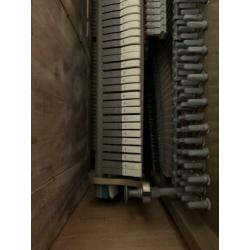 Te koop: Antieke piano