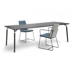 Prachtige design tafels van Bree's New World bij Chairs@home