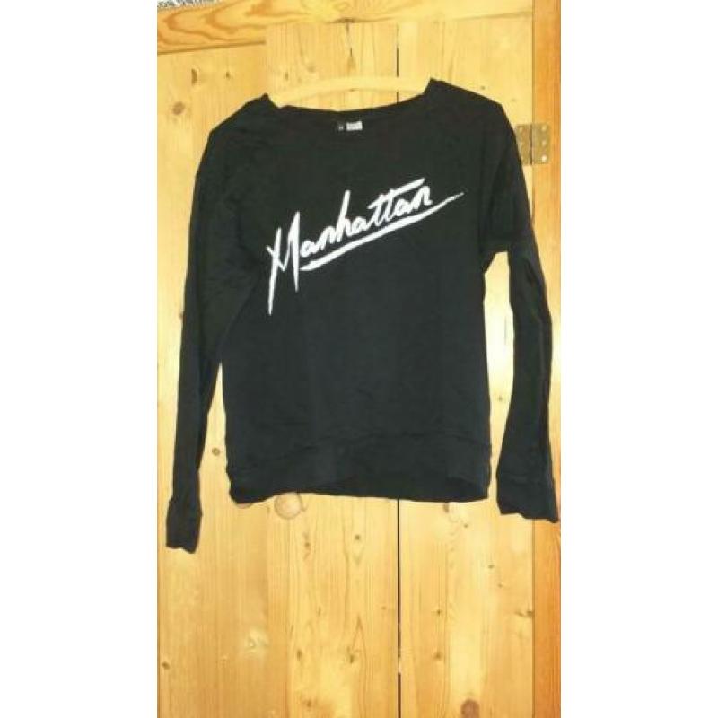 Meiden sweaters maat 152