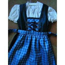 dirndl jurkje, schort, blouse maat 98 nr MM 88 ger akira