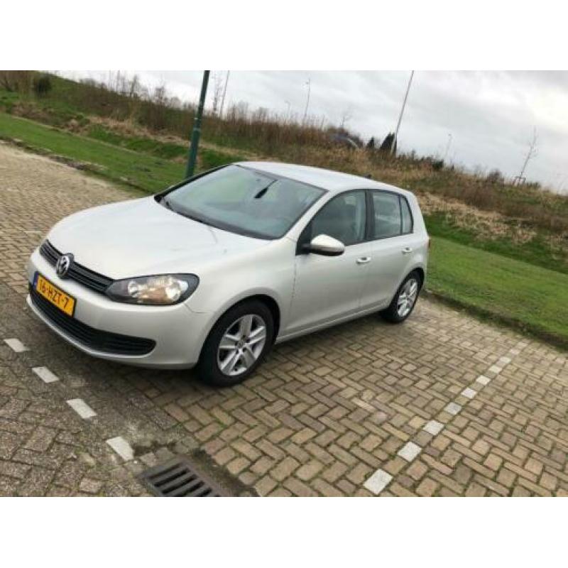 Volkswagen Golf 1.4 TSI 90KW 2009 Grijs met navigatie