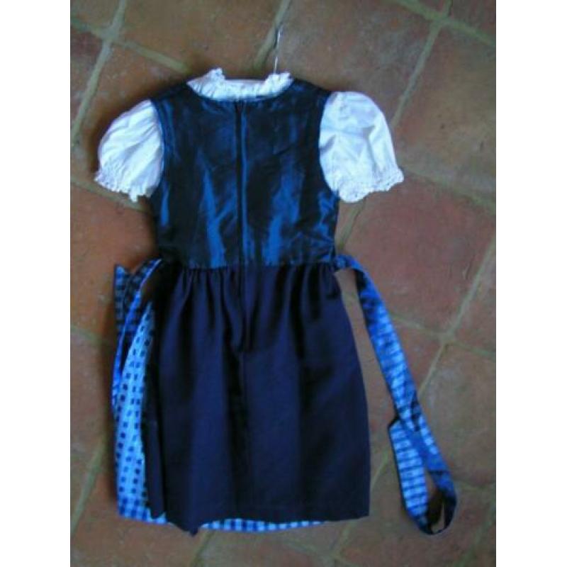 dirndl jurkje, schort, blouse maat 98 nr MM 88 ger akira