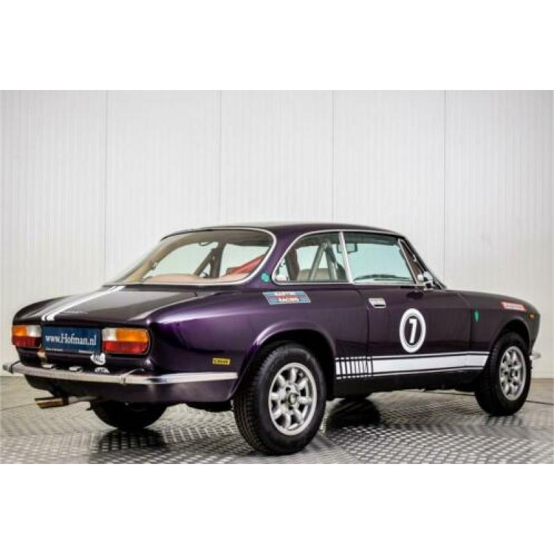 Alfa Romeo GTV 2000 GT Veloce Bertone (bj 1972)