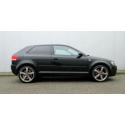 Audi A3 1.6 FSI Attraction Pro Line Business