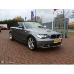 BMW 1-serie 118d High Executive Leder Windscherm nap boekjes