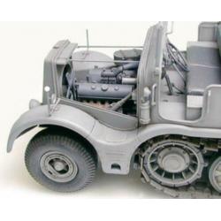 Tamiya 1:35 Sd.Kfz 9 'Famo' 18 tons halftrack