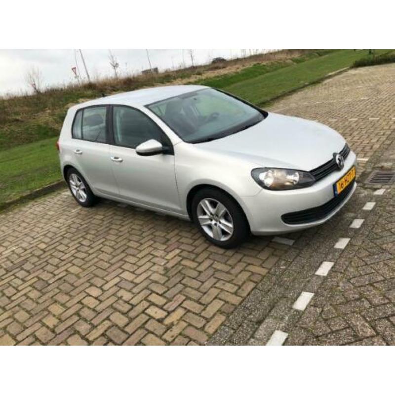 Volkswagen Golf 1.4 TSI 90KW 2009 Grijs met navigatie