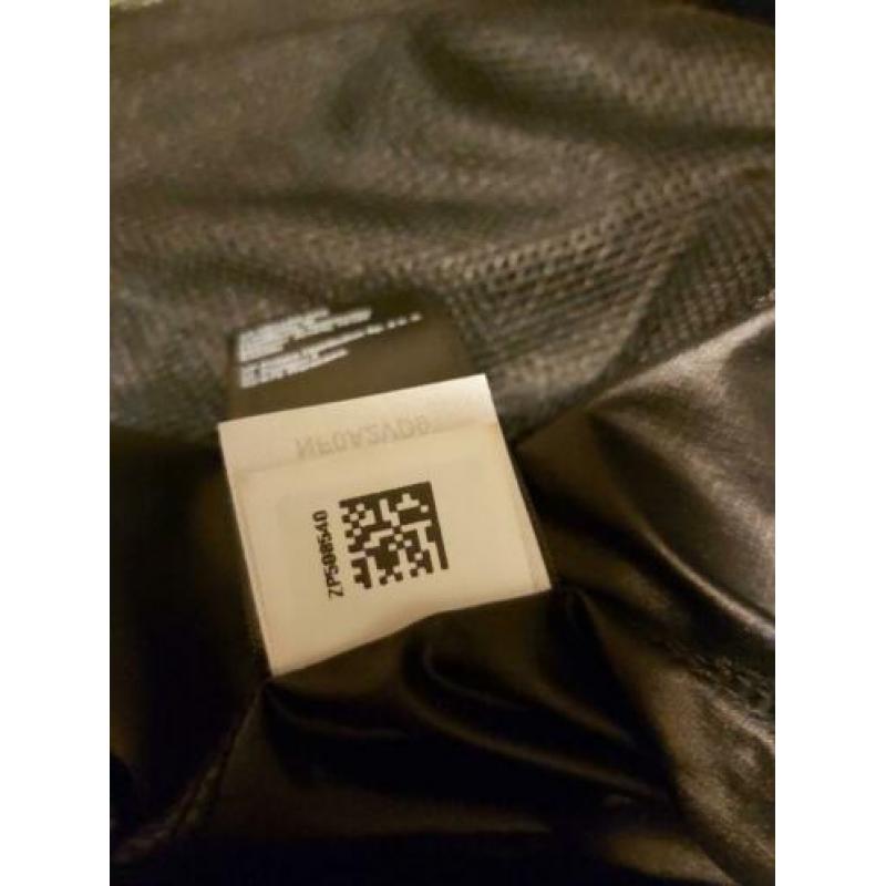 The North Face jas nieuw.