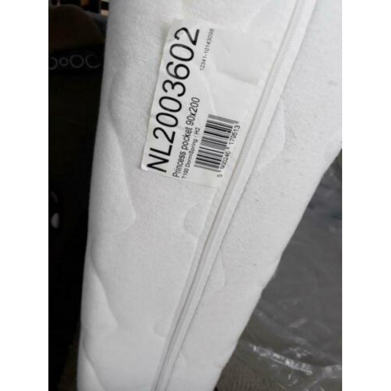 1 persoons matras 90 x 200