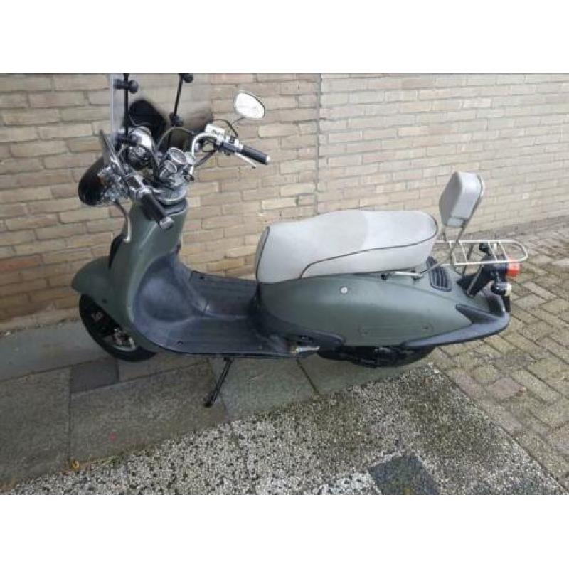 Retro scooter blauwe kenteken 2009