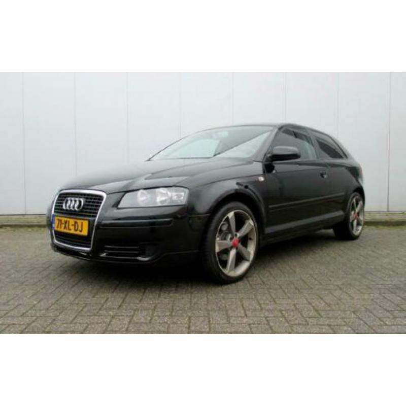 Audi A3 1.6 FSI Attraction Pro Line Business