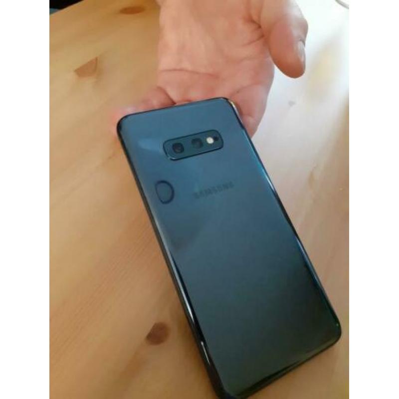 Samsung Galaxy S10e