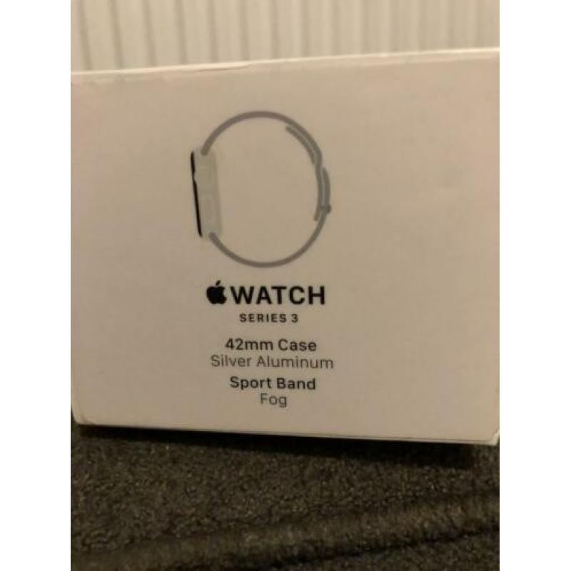 Iwatch 3, 42 MM. zilver. Juli 2018