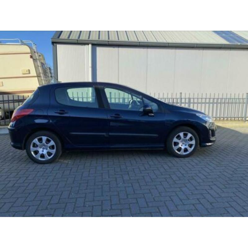 Peugeot 308 1.6 Hdif 16V 80KW 5-DRS 2010 Blauw Hatchback