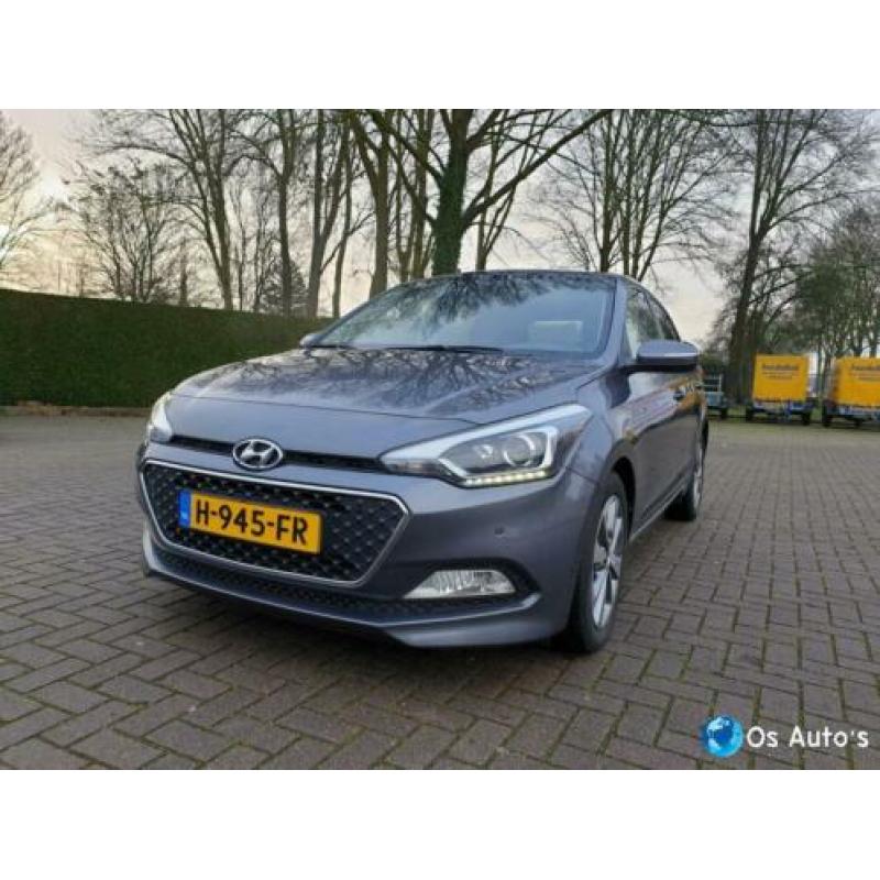 Hyundai i20 1.4 i-Catcher PANO*PDC*AUT*1e EIG*NAP*NIEUWSTAAT