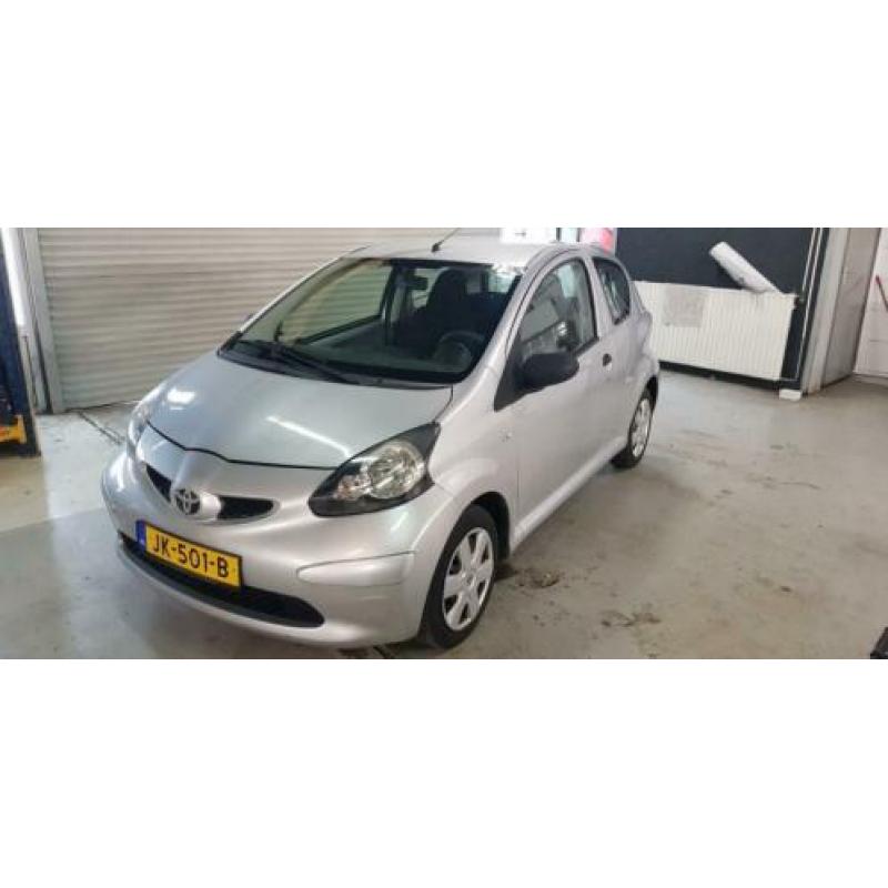 LEUKE TOYOTA AYGO van 2008 3drs 87000km st bekr- nwe apk