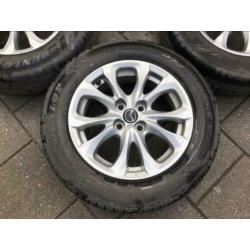 ? 15” Originele Mazda 2 2015+ Velgen met Banden 4x100