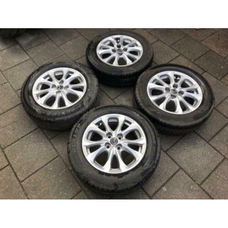 ? 15” Originele Mazda 2 2015+ Velgen met Banden 4x100