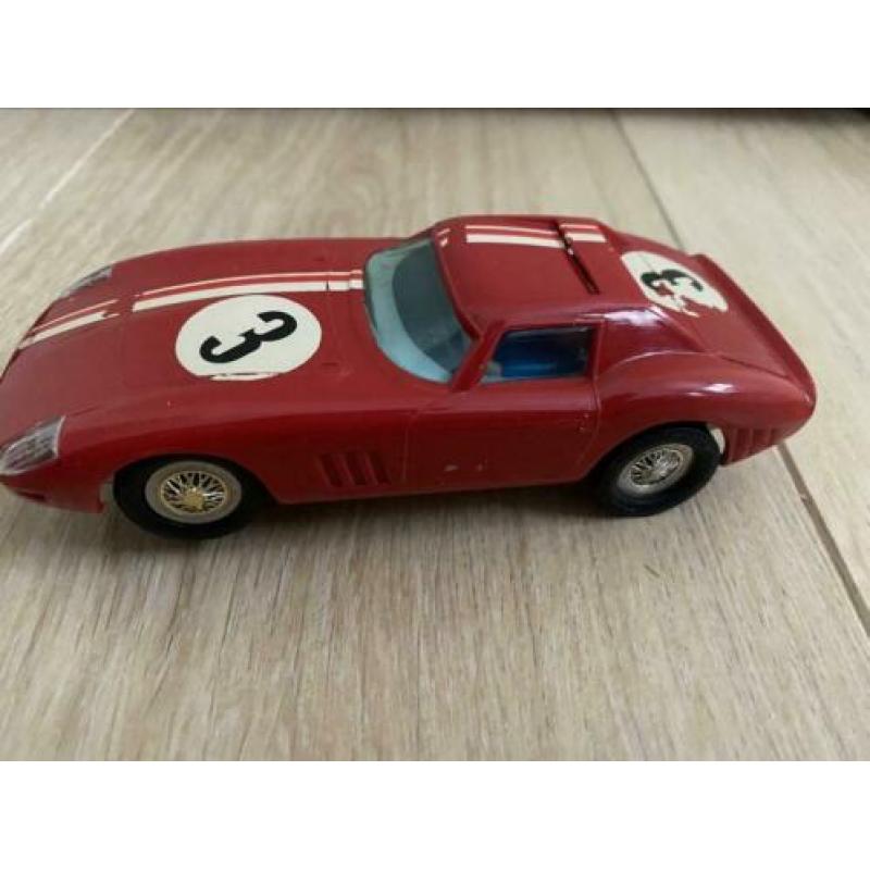 Vintage race auto (ferrari)