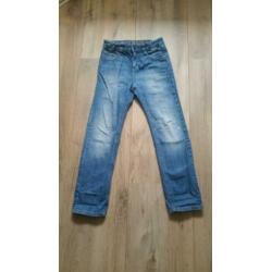 WE Jeans, maat 140, regular fit.