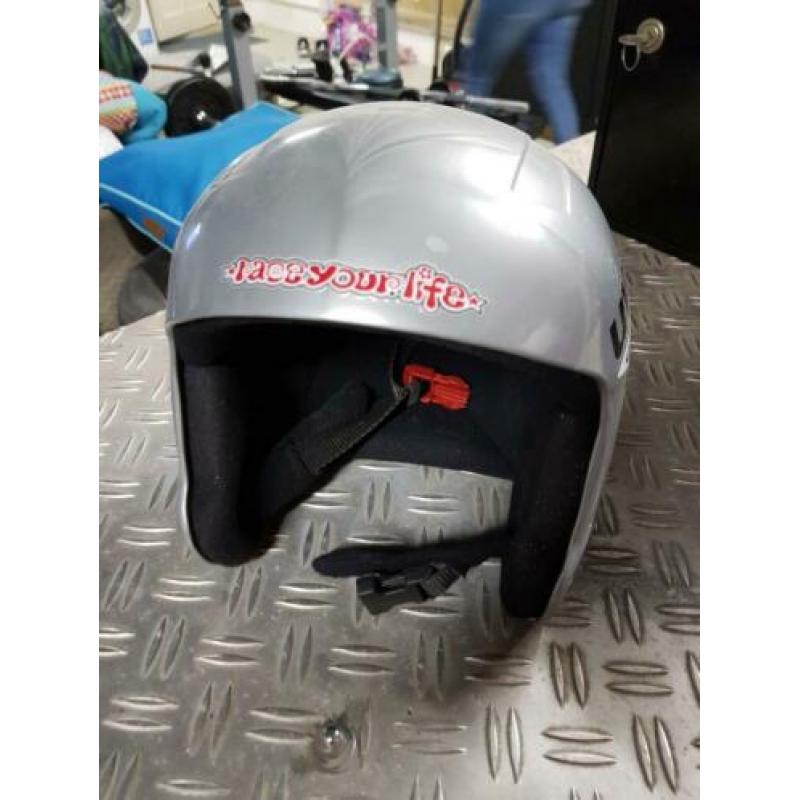 Ski helm 8-11 jaar