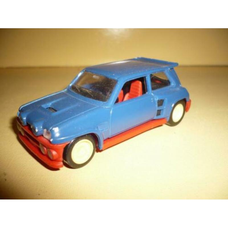 Mie18> oude solido renault maxi 5 turbo blauw