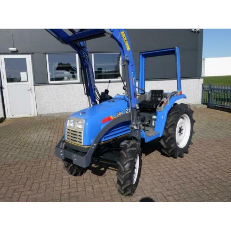 Iseki Sial 21 4wd / 0964 Draaiuren / Voorlader