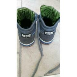 Piedro schoenen maat 24, zgan