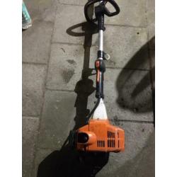 Tekoop STIHL HL 75 Stokheggenschaar met benzine .