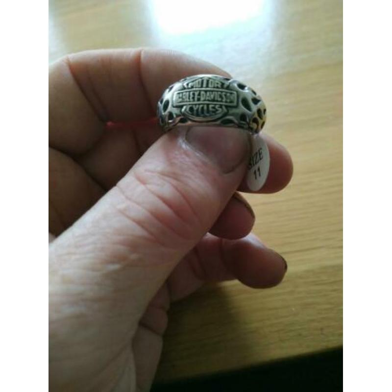 Harley Davidson Bar & Shield ring RVS met vlammen maat 11