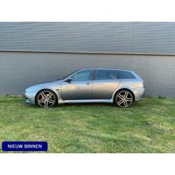 Alfa Romeo 156 Sportwagon 3.2 V6 GTA 251 pk | Leer |