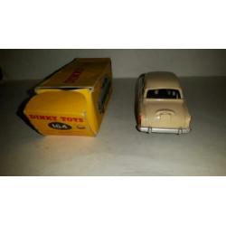 Dinky toys vauxhall cresta saloon