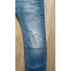 WE Jeans, maat 140, regular fit.