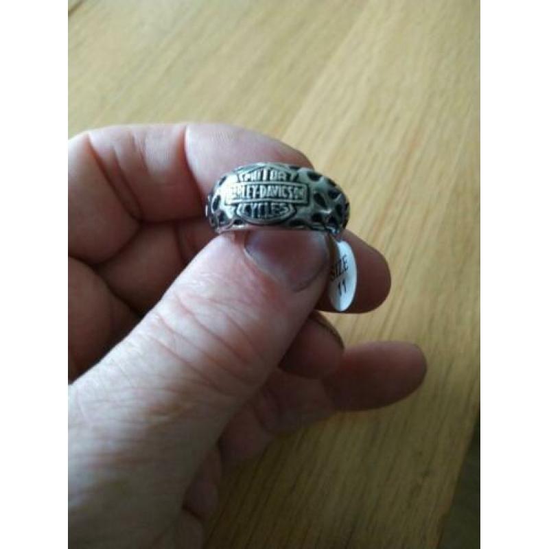 Harley Davidson Bar & Shield ring RVS met vlammen maat 11