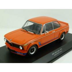 Minichamps BMW 2002 Turbo 1973 Oranje 1:18 155026202