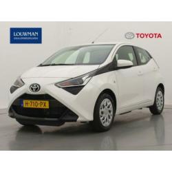 Toyota Aygo 1.0 VVT-i x-play | Airco | Apple Car play | 5 Ja