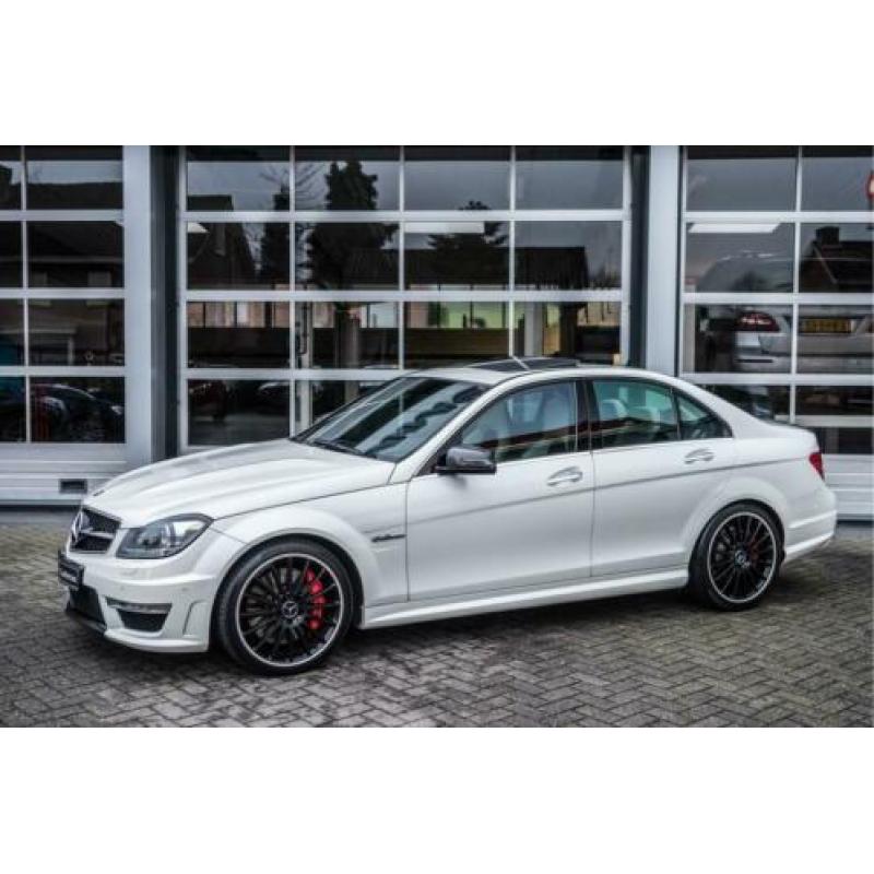 Mercedes-Benz C-Klasse 63 AMG Performance Package Designo Di