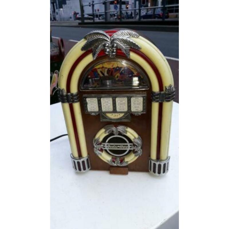 Oud radio juke box jaren 70/80