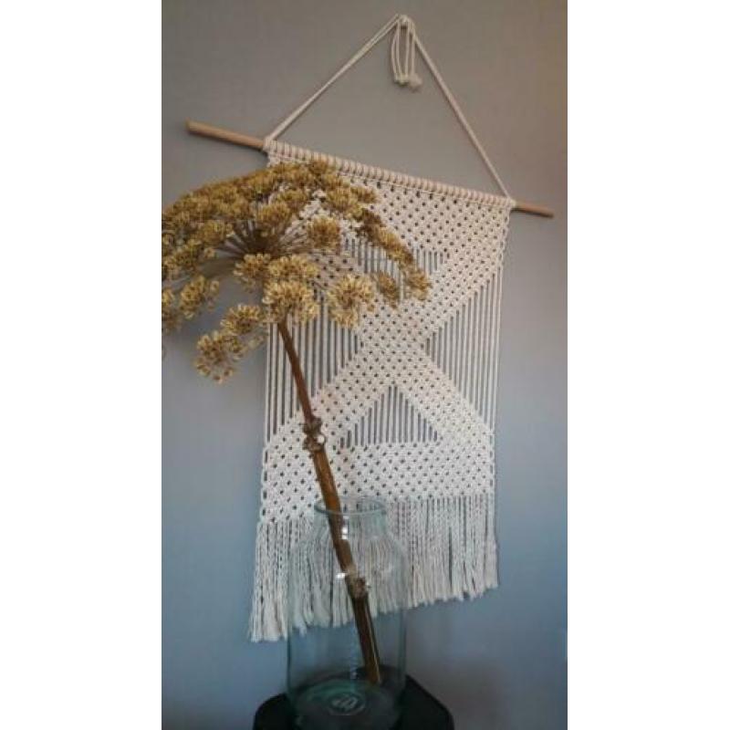 Stoer geometrisch off white macrame wandkleed