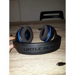 Turtle beach headset voor ps4 , weinig gebruikt.